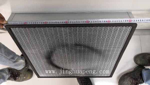 高效過濾器表面明顯變黑、積塵過多